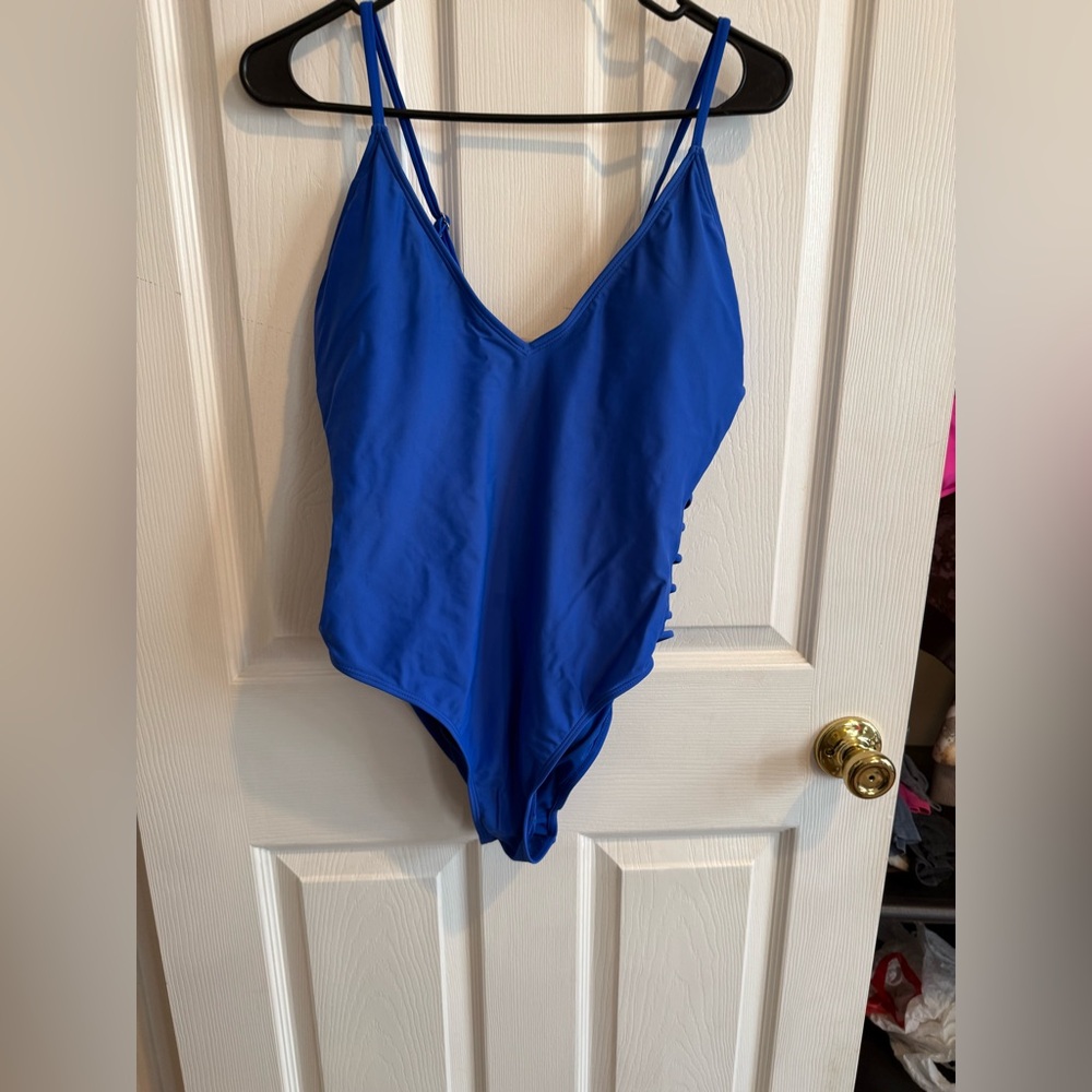 Elegant Blue Women's One-Piece Swimsuit